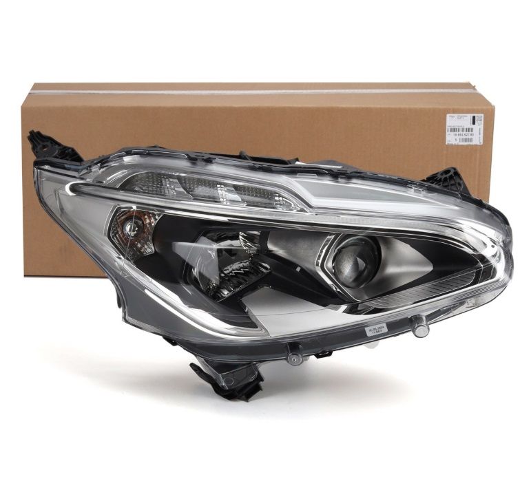 Peugeot 208 Ön Sağ Far (2012-2020) Orjinal Psa Marka 1685352780