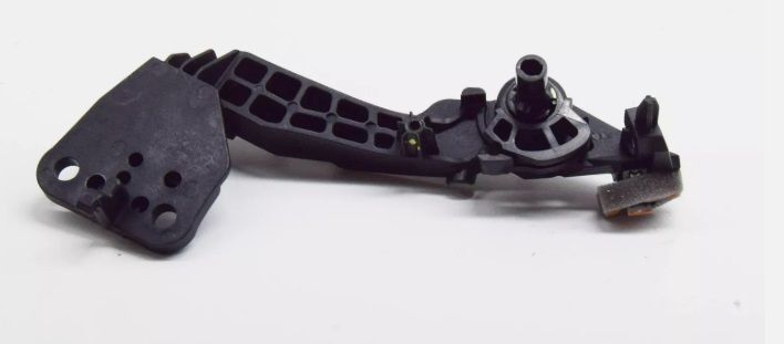 Opel Mokka Kaput Açma Kolu Orjinal Psa Marka 9826001780