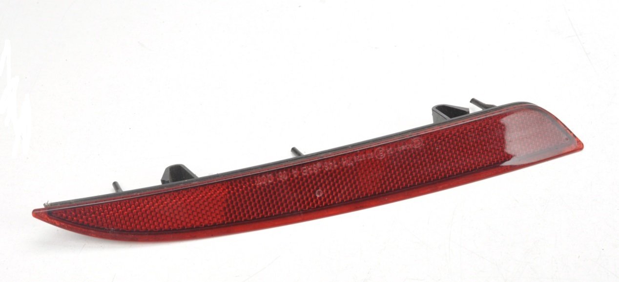Opel Astra J Sağ Arka Tampon Reflektörü Kedi Gözü Orjinal Gm Marka 1223027 - 13262018
