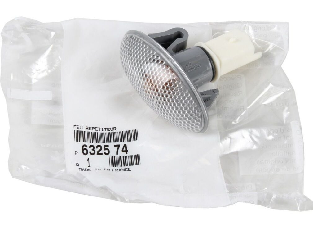 Peugeot 107-206-407-Citroen C2 - C3 - C5 Çamurluk Sinyali Sağ Ve Sol Orjinal Psa Marka 6325.74