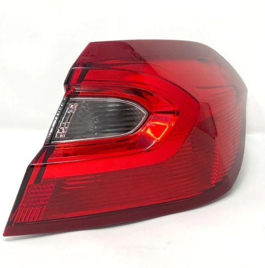 Ford Fiesta (2018-2022) Arka Sağ Dış Stop Lambası Depo Marka 2527135 - H1BB13404AH