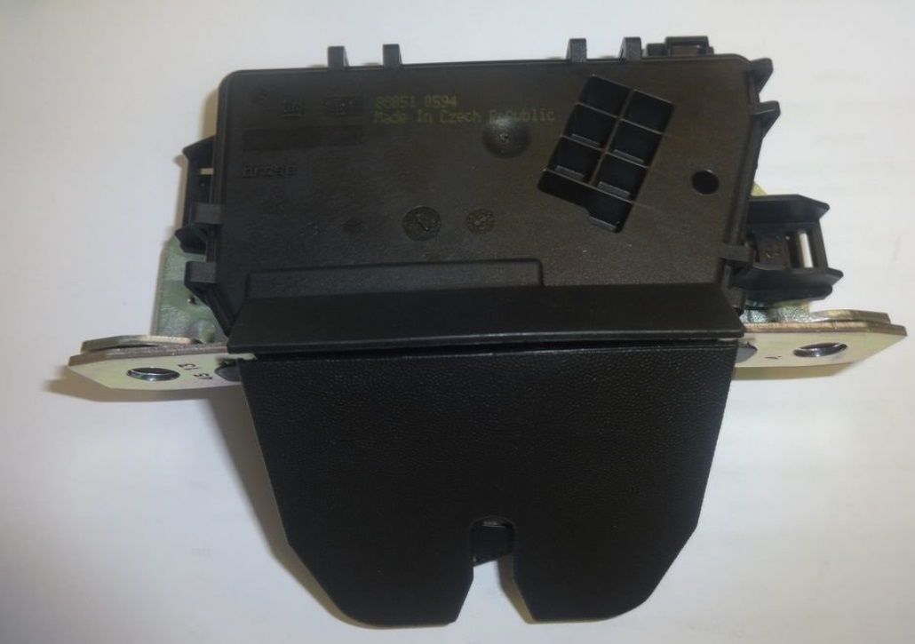 Opel Astra H Sedan Kasa Bagaj Kilidi Yan Sanayi 13126497