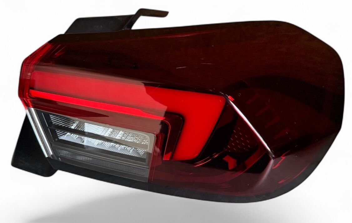 Opel Corsa F (2020-2023) Sağ Arka Stop Lambası Ledli Yansanayi 9829317880