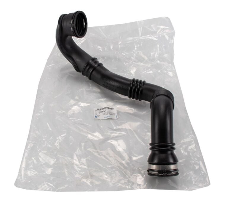 Opel Astra J 1.7 CDTI İntercooler Çıkış Turbo Hortumu Orjinal Psa Marka 13265281