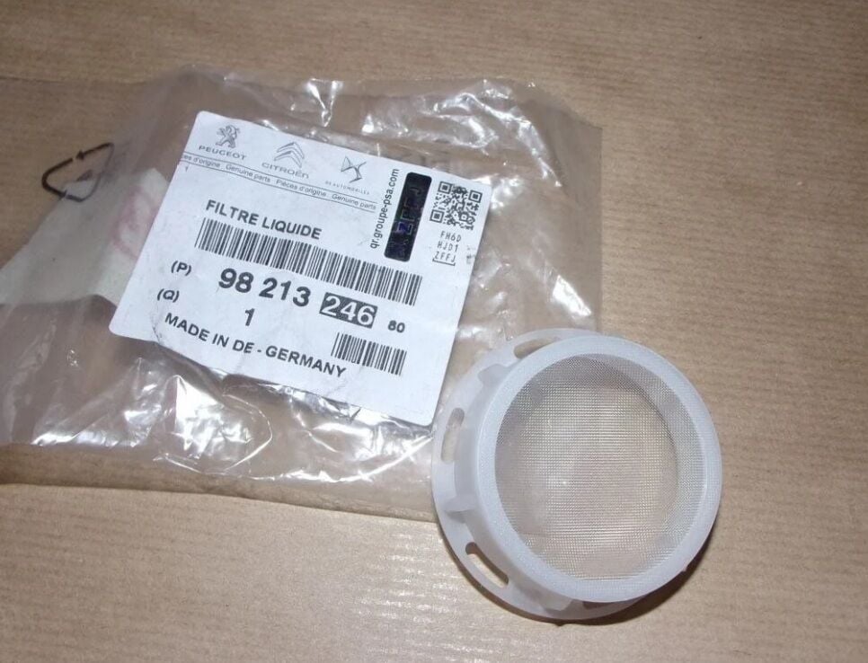 Peugeot Partner Silecek Su Depo Filtresi Orjinal Psa Marka 9821324680