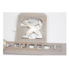 Peugeot 301 Arka Bagaj Kapağı (Peugeot Ve Aslan) Yazısı Orjinal Psa Marka 9678484680