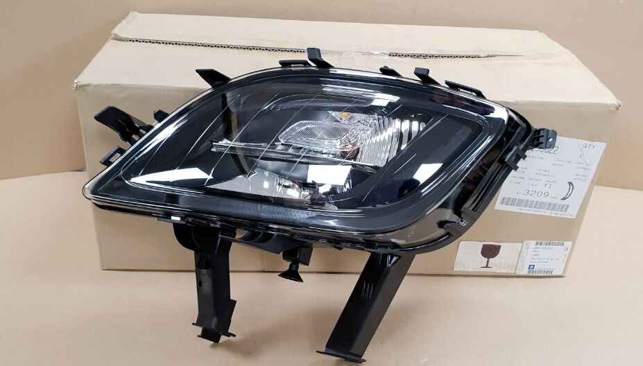 Opel Astra J Ön Sol (Şoför Tarafı) Sis Farı Orjinal Gm Marka 13293622