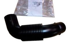 Peugeot 208 1.2 VTI Benzinli Hava Filtre Hortumu Orjinal Psa Marka 9670851780