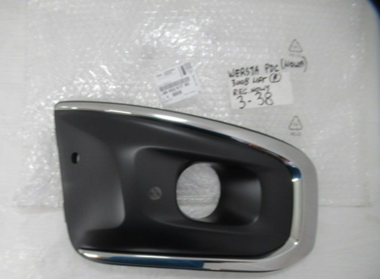 Peugeot 3008 (2016-2024) Sağ Sis Far Çerçevesi Orjinal Psa Marka 9805251780