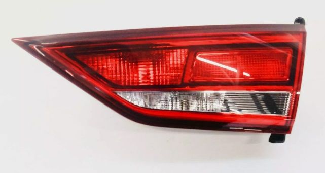 Audi A3 Sağ İç Stop Lambası Sedan Magnetti Marelli Marka 8V5945076 - MAG 714081690203