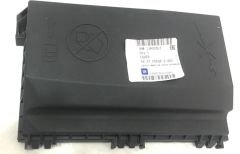 Opel Astra J 1.6 Benzinli Sigorta Üst Kapağı Orjinal Gm Marka 13403357 - 6237008