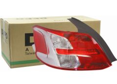 Peugeot 301 Sol Stop Lambası (Şoför Tarafı) Depo Marka 9674807780 - DPO 550-1966L-LD-UE